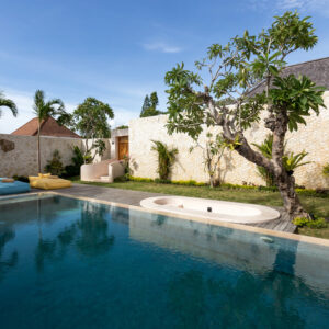Navya Villas Pool Daylight