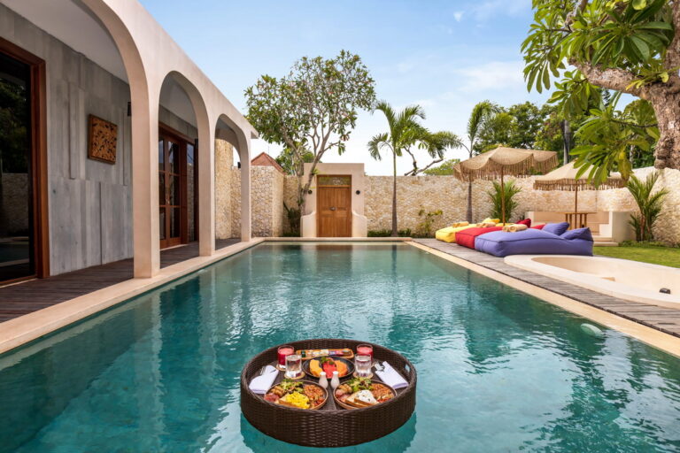 Navya Villas Breakfast at Pool