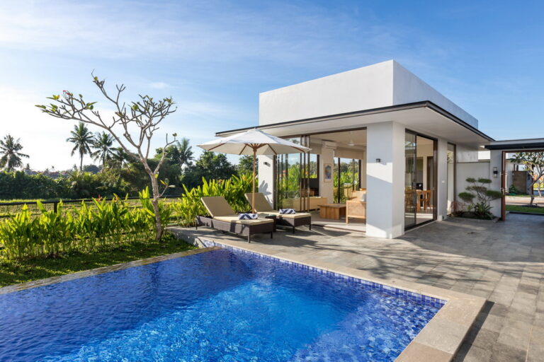 Villa Villa Selikur 3 Pool Daylight 04
