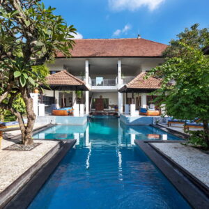 Villa Andaman Pool Daylight 02